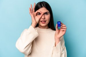 Diabetes-related eye risks including retinopathy and vision loss