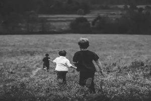 Health benefits of outdoor activity for eyes and overall wellness