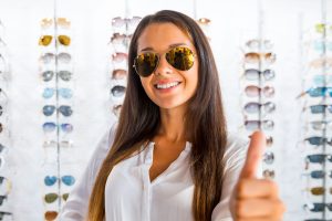 How to choose the right sunglasses for eye protection
